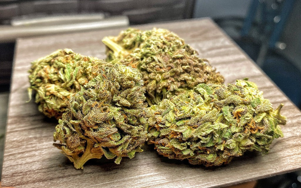 Sour Lifter D8 Flower - BackWoodz - Cartel 